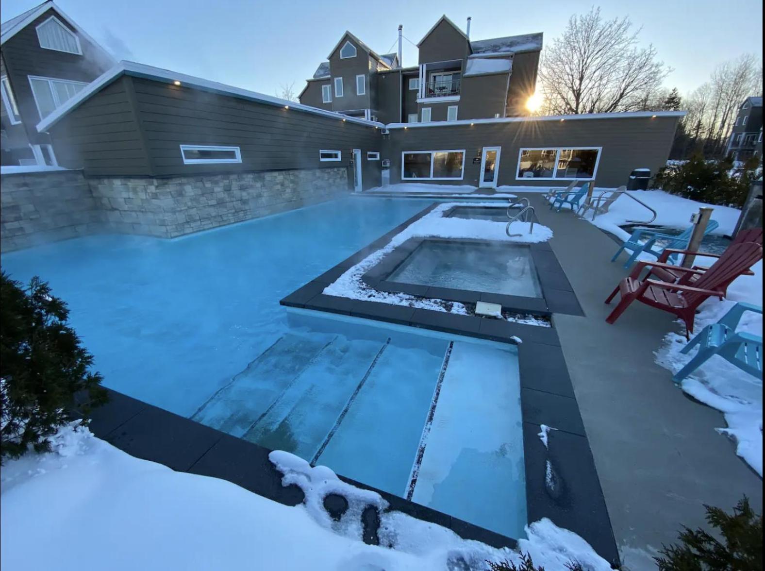 Condos Vacances Msa 2Ch Avec Piscine Et Spas Exterieurs Gratuits 4 Saisons!! Beaupré Buitenkant foto